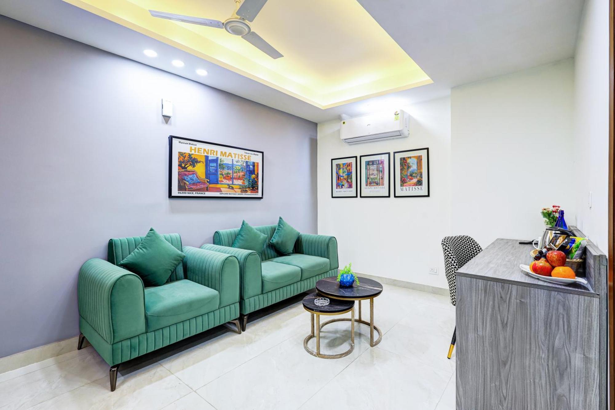 1Bhk Suites Opp Marriott - Huda City Centre Gurgaon Exterior foto